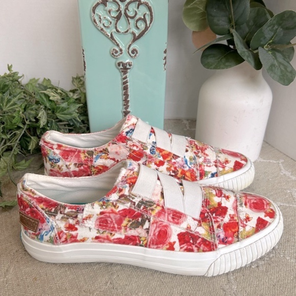 Blowfish Floral Marley Sneakers. Size 9